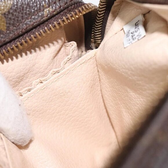 LOUIS VUITTON Monogram Trousse Toilette 18 Pouch - Picture 10 of 14